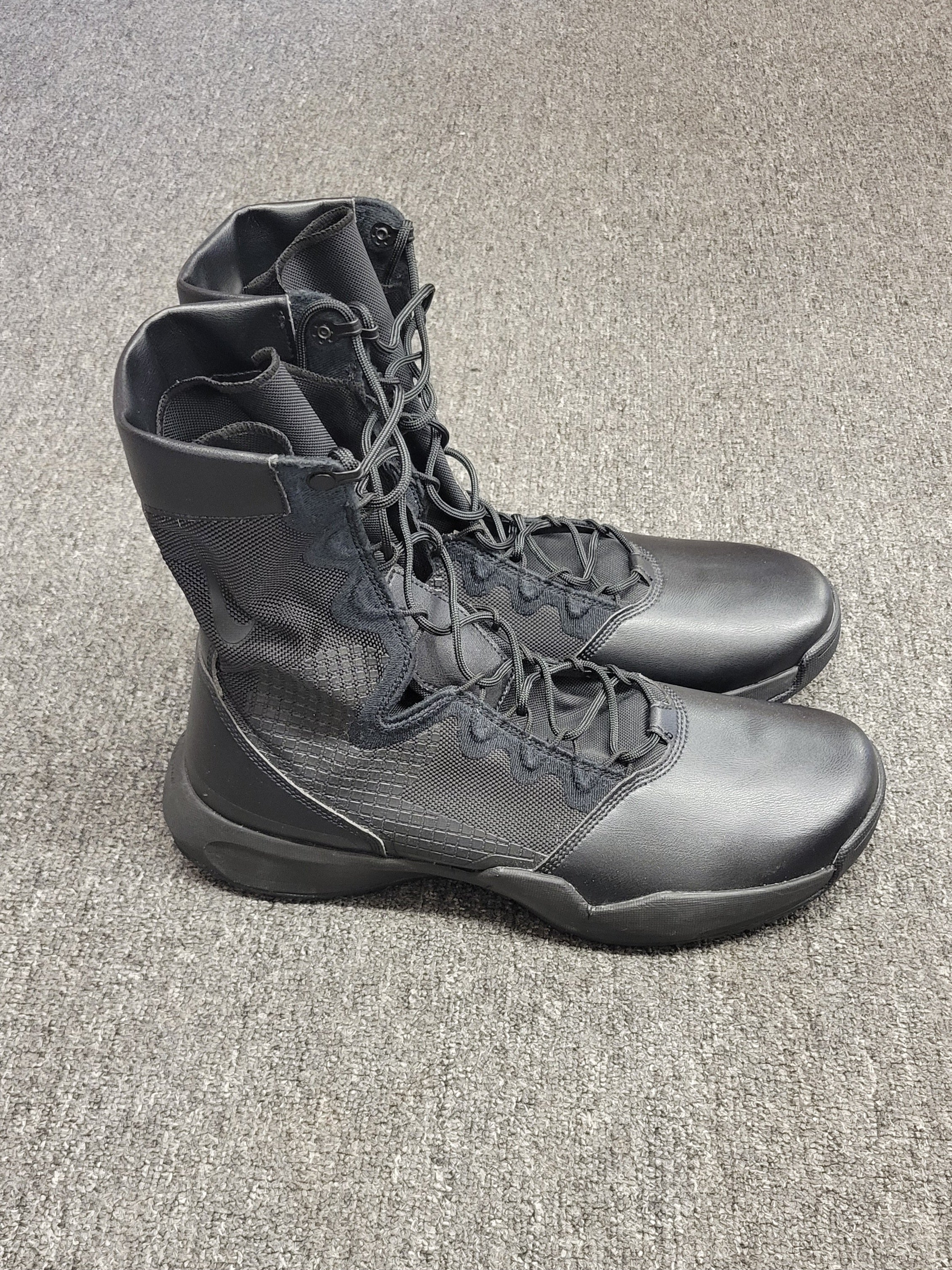 Nike sfb for hiking sales